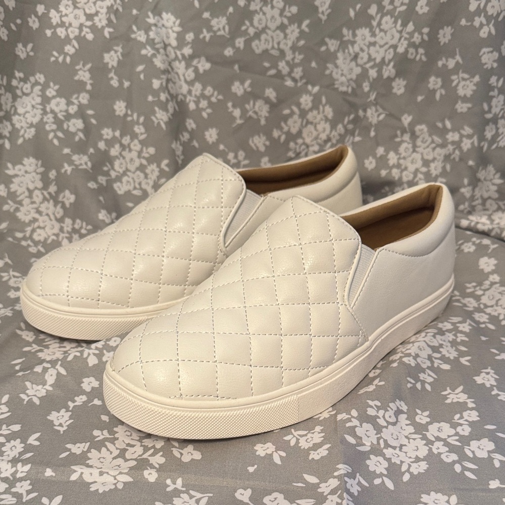 Elegant Quilted White Slip-On Sneakers